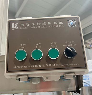 Duurzame machines voor de verwerking van tofu met een capaciteit van 400 kg en een automatische schijfpers